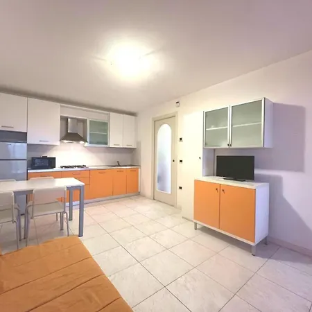 Lejlighed Functional With A Spacious Fenced Garden *