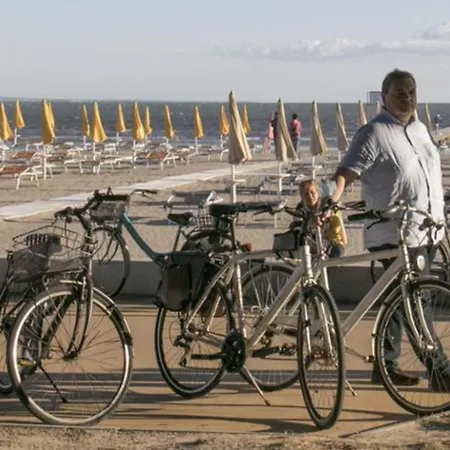 Apartment Functional With A Spacious Fenced Garden Grado