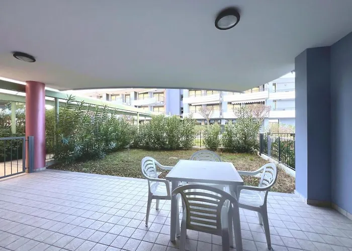 Appartamento Functional With A Spacious Fenced Garden *